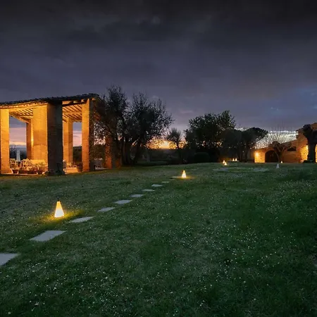 Ca' Bianca Tuscany Relais Siena