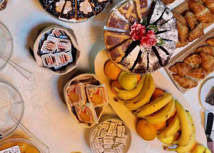 Ca' Bianca Tuscany Relais Country house Siena