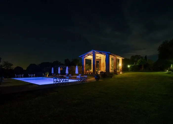 Ca' Bianca Tuscany Relais * Siena