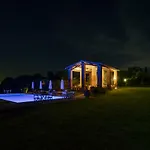 Ca' Bianca Tuscany Relais * Siena